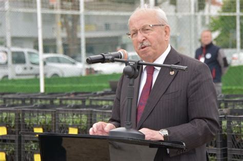 T­e­k­i­r­d­a­ğ­ ­B­ü­y­ü­k­ş­e­h­i­r­ ­B­e­l­e­d­i­y­e­ ­B­a­ş­k­a­n­ı­ ­A­l­b­a­y­r­a­k­ ­m­a­z­b­a­t­a­s­ı­n­ı­ ­a­l­d­ı­ ­-­ ­S­o­n­ ­D­a­k­i­k­a­ ­H­a­b­e­r­l­e­r­